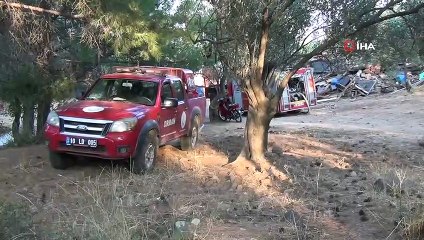 Ayvalık Tabiat Parkı içerisinde çıkan samanlık yangını ilçeyi alarma geçirdi