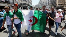 بالجمعة الـ26.. الجزائريون يواصلون مظاهراتهم المطالبة برحيل كل النظام