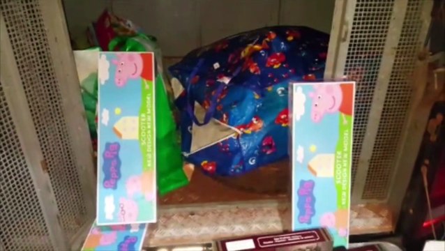 BPFron detém mulher que transportava cigarros Gudang em caixas de brinquedos