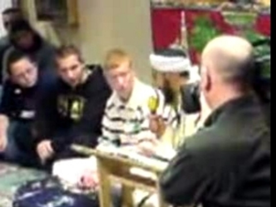 Six young people accept Islam together in Berlin Germany