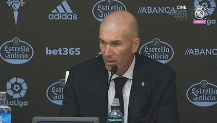 Zidane: "¿Bale? Se va a quedar"