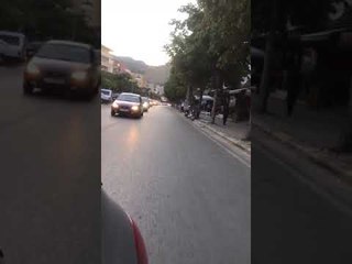 Pogradec/ Trafik i rënduar, radhë të gjata automjetesh