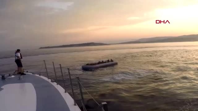 Dikili açıklarında 202 kaçak göçmen yakalandı