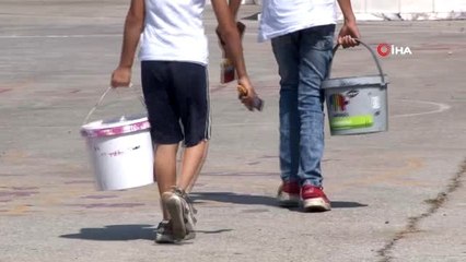 Roman çocuklar Venezuelalı sanatçı ile 'duvarları konuşturacak'