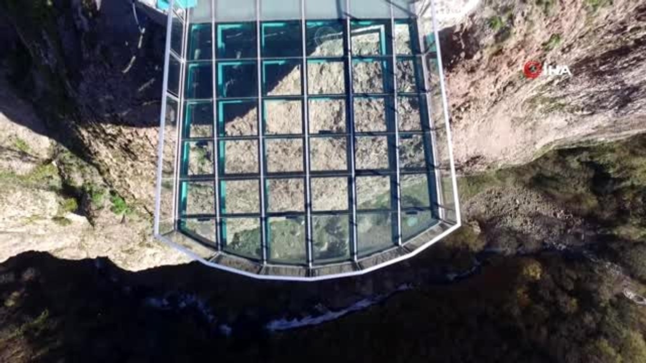 Türkiye'nin en yüksek cam seyir terası havadan görüntülendi