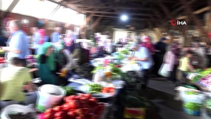 Ömürlerinin büyük bir bölümünü geçirdikleri Kadınlar Hali'ne veda etmeye hazırlanıyorlar