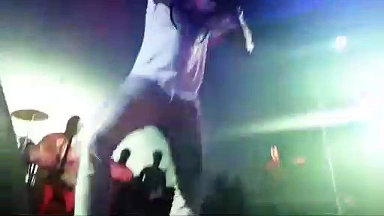 Penc Mi _ La nouvelle danse de Wally Seck qui va faire le buzz