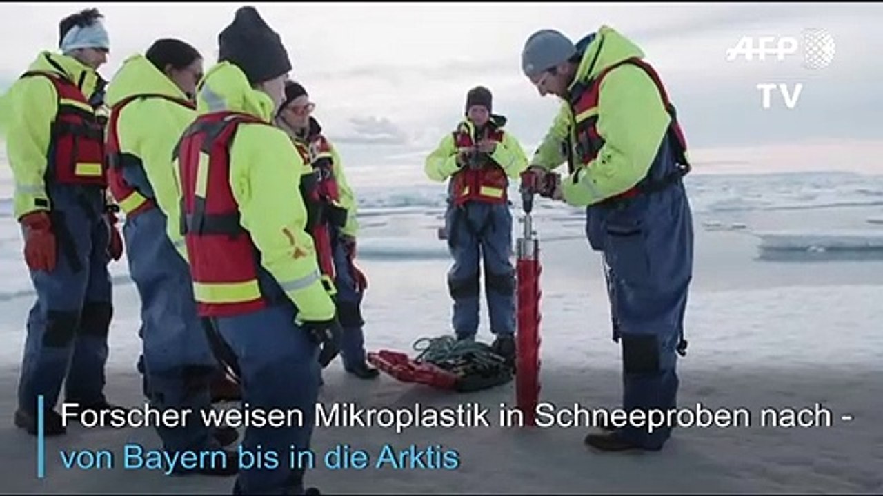 Forschen weisen Mikroplastik in Schneeproben nach