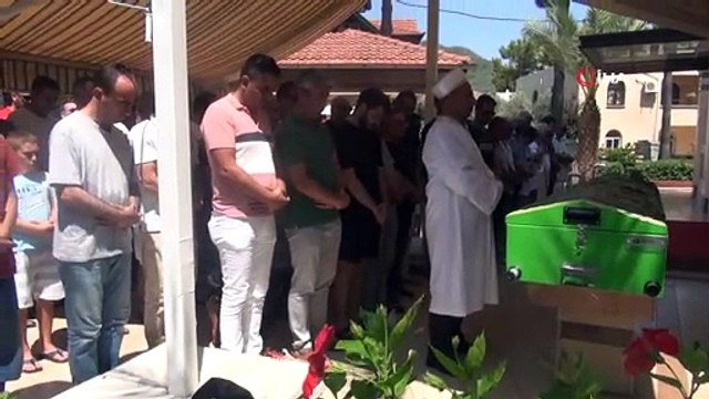 Şarkıcı Devran Çağlar toprağa verildi