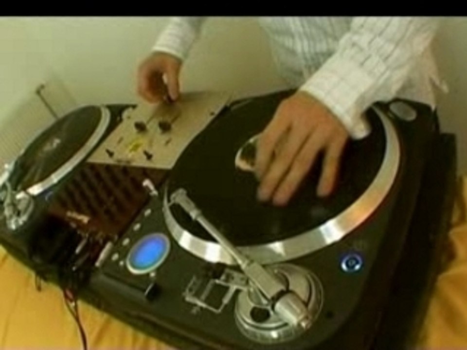 Birdy Nam Nam's Phone Game - Dj Need Freestyle scratching 2