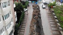 İstanbul'da yoğun yağış sonrası çöken yol havadan görüntülendi