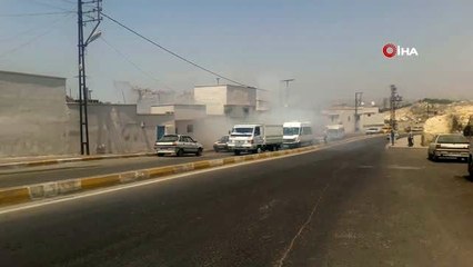 Hararet yapan otomobilden dumanlar yükseldi