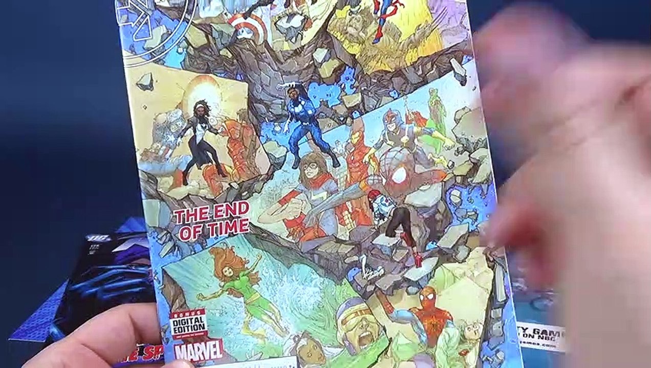 What's inside the Comic Garage Super Box Subscription for August 2019?