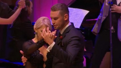 Dünya Tango Kupası'nın yarı finalinde 36 farklı milletten dansçı yarıştı