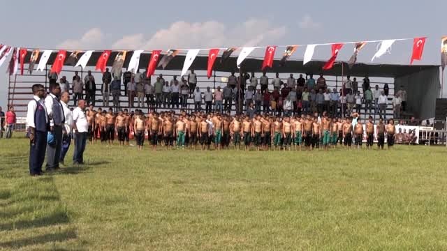 2. Burdur Yağlı Güreşleri - Ali Gürbüz, başpehlivan oldu