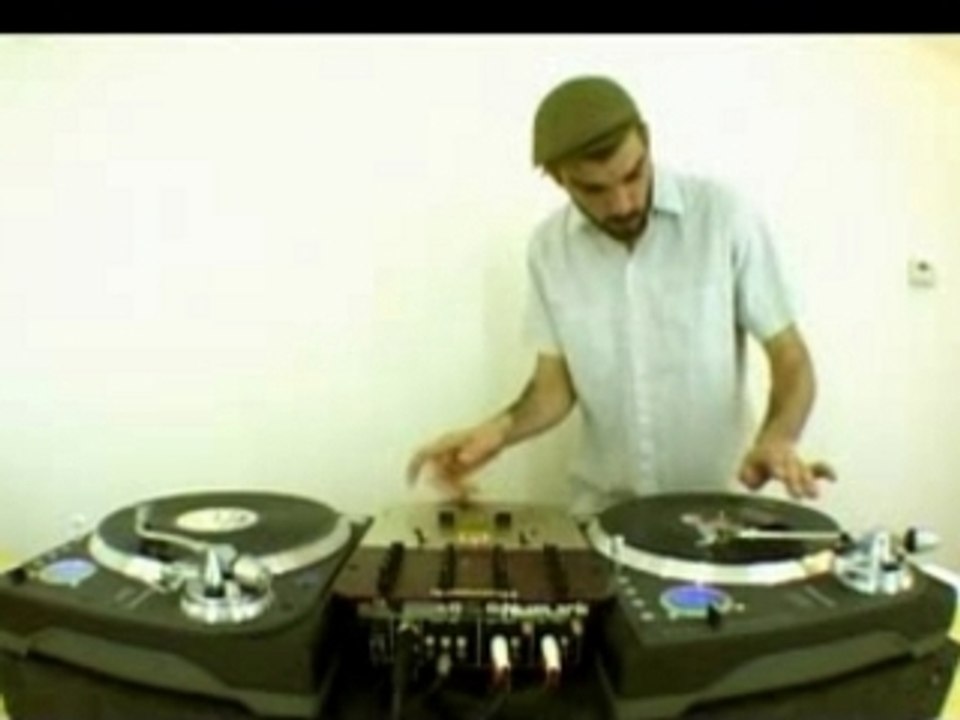 Birdy Nam Nam's Phone Game - Dj Pone Scratch routine