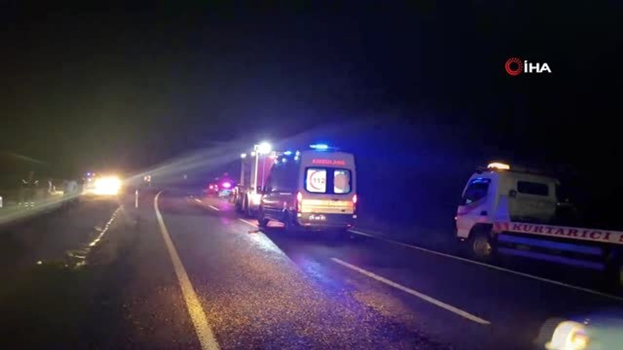 Takla atıp kaza yapan aracı fark edip durmak isterken kaza yaptı: 2'si çocuk 5 yaralı