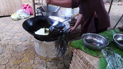 Vietnam street food -  fried sticky rice ball