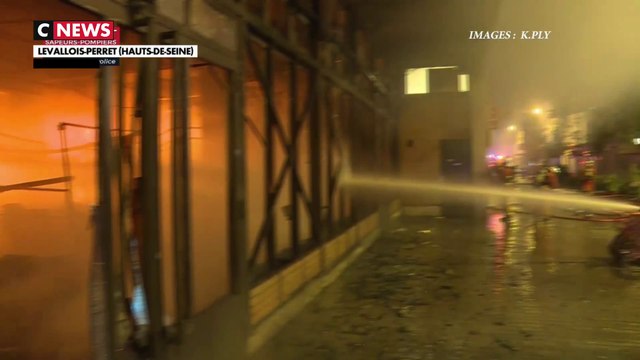 Hauts-de-Seine: le marché de Levallois-Perret détruit par un incendie