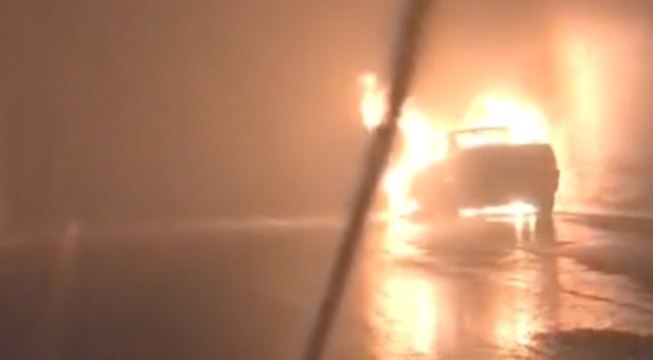 Cantiano (PU) - In fiamme auto a metano nella galleria (18.08.19)