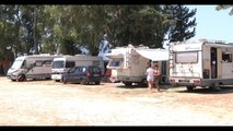 RTV Ora - Pushime në rulot, turistë të huaj dhe shqiptarë zgjedhin makinat e kampingut