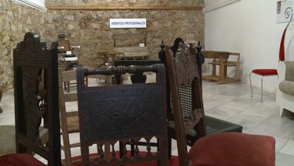 El Museo Etnográfico de Olivenza rinde homenaje a las sillas
