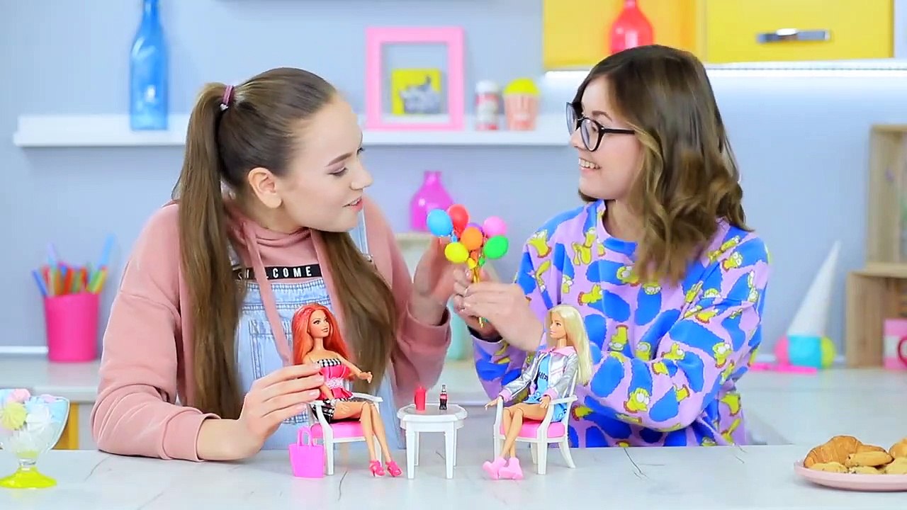 9 SLIMES DIY LES PLUS PETITS DU MONDE ASTUCES MERVEILLEUSES POUR TES BARBIES