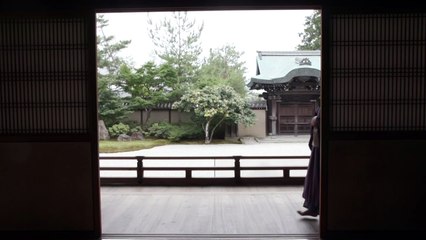 روبوت بملامح بشرية ينشر تعاليم البوذية في معبد ياباني