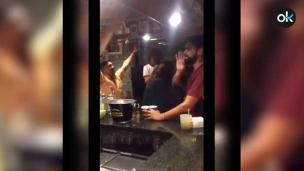 Ada Colau de copas en las fiestas de Gràcia