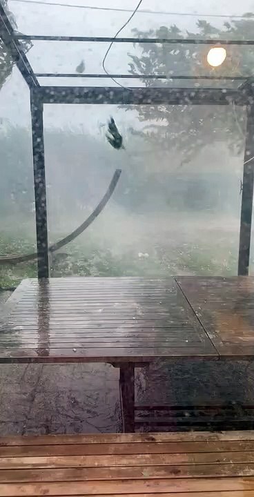 Tempête de grêle près de Lyon, des dégâts importants