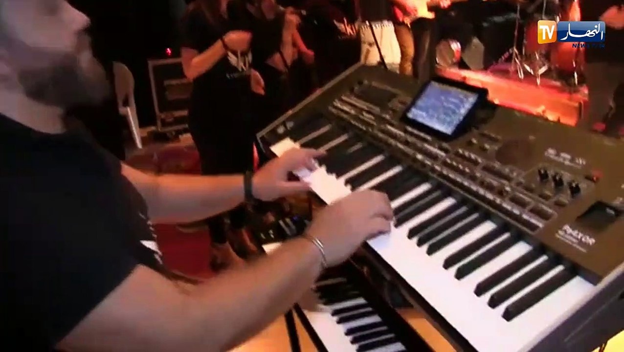 كادر الجابوني: يخطف الاضواء بالمهرجان الوطني لاغنية الراي في سيدي بلعباس