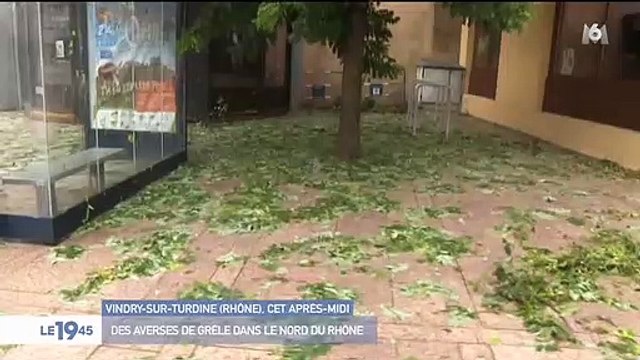 Découvrez les images impressionnantes des orages et de la grêle qui ont fait de nombreux dégâts ces dernières heures dans l'est de la France