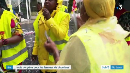 Paris : les femmes de chambre d'un Ibis en grève depuis un mois