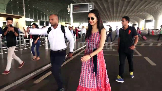 Saaho actress Shraddha Kapoor Flying to Hyderabad Spotted at Airport