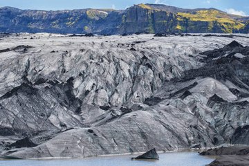 L’Islande inaugure une plaque à la mémoire d’un glacier disparu