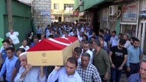 PKK'lı teröristlerin saldırısında yaşamını yitiren genç, toprağa verildi - HAKKARİ