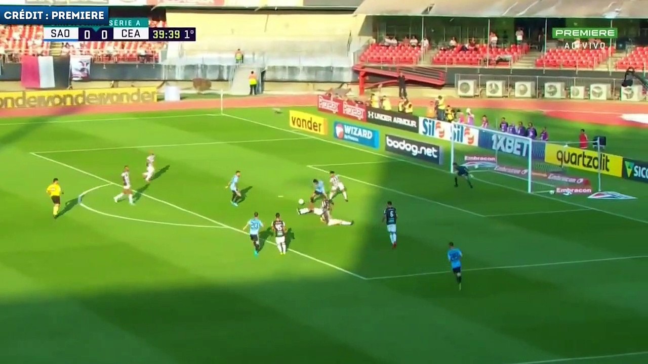 Dani Alves marque son premier but avec São Paulo