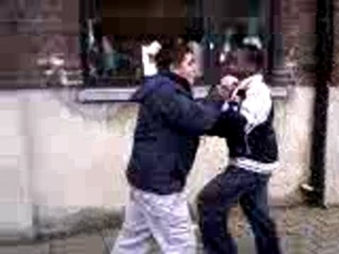 petites baston entre pote a regarder xD