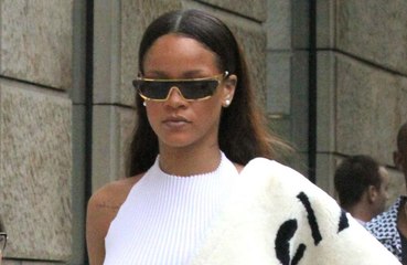 Rihanna registers new music
