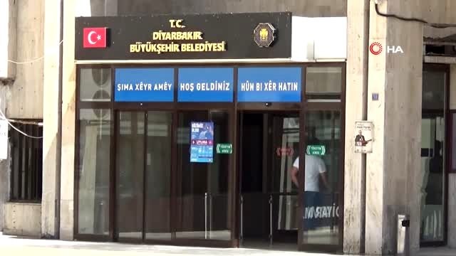 Belediye Başkanlığı görevine getirilen Vali Güzeloğlu: Diyarbakır'ın emrinde olacağız