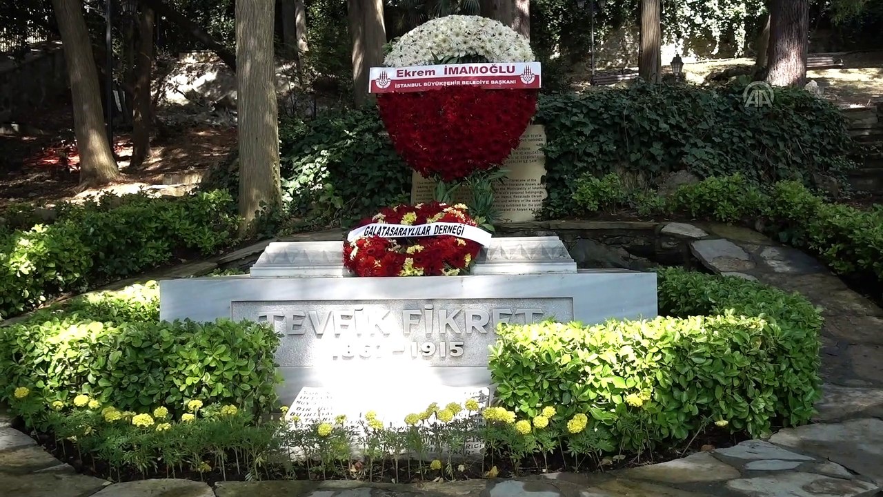 Tevfik Fikret mezarı başında anıldı - İSTANBUL