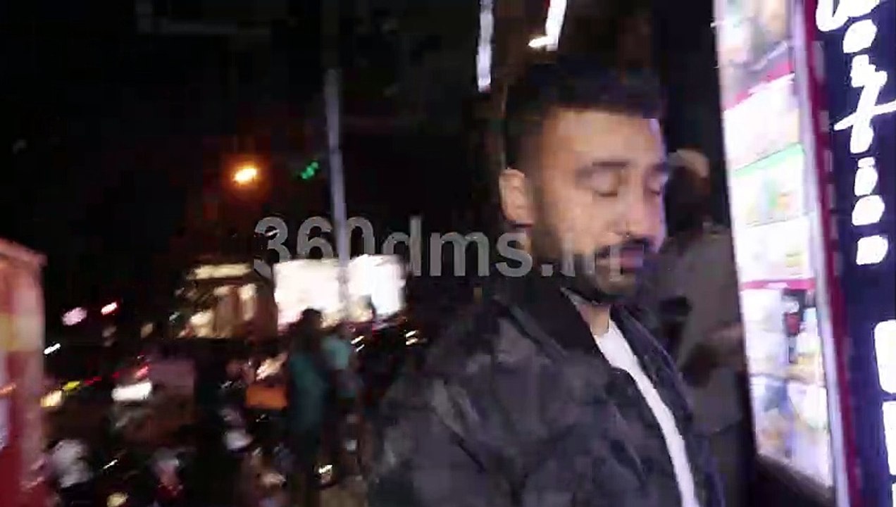 Shilpa Shetty with hubby Raj and Shama Sikander with BF on Dinner Date at Bastian