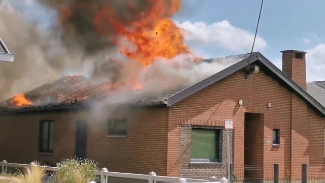 Souvret: une maison détruite par les flammes