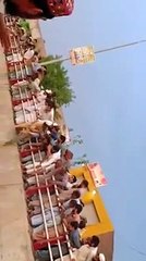 Nehar me doobti hui larki ko gaon walon ny vacha liya