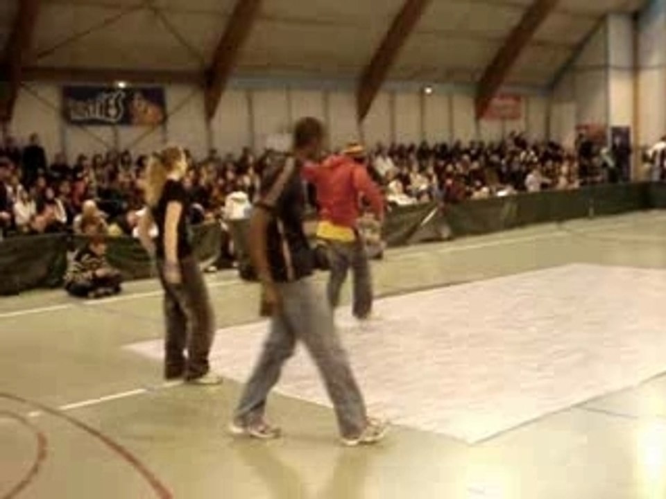 Kose two jours battle antidote 2006