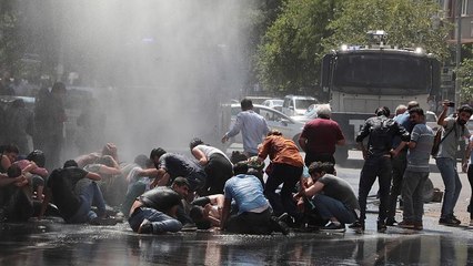 Diyarbakır'da kayyum tepkisi; protestoculara tazyikli suyla müdahale
