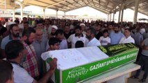 Baraj gölüne giren 3 kişinin boğulması - 13 yaşındaki Elif Naz Çoban'ın cenazesi - GAZİANTEP