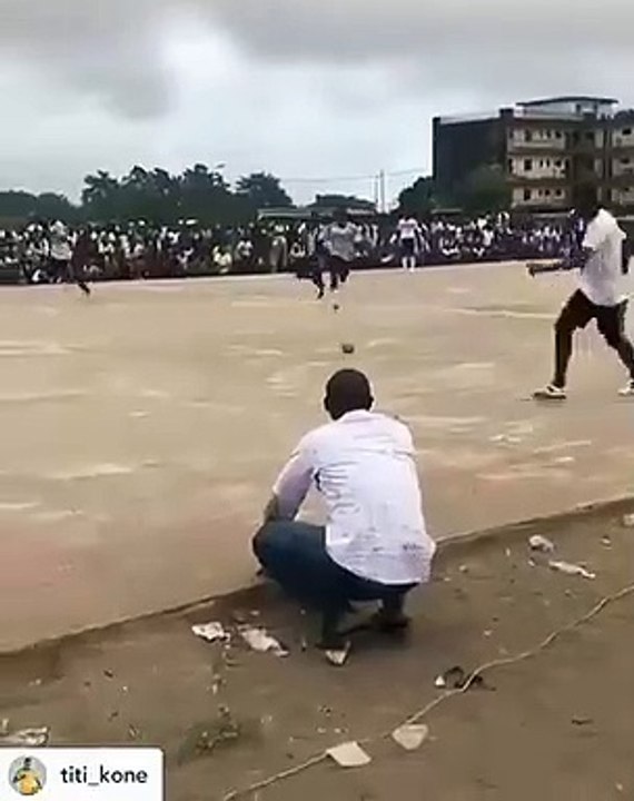 C'est de la danse classique ou du football ? Regardez !