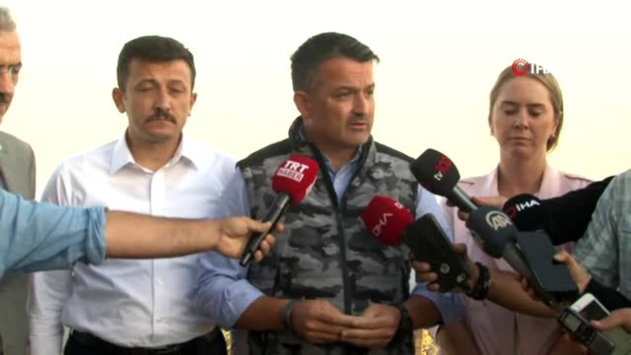 Bakan Pakdemirli: " (Orman yangınları) Henüz ne yazık ki iyi haberi sizlerle paylaşamıyorum"