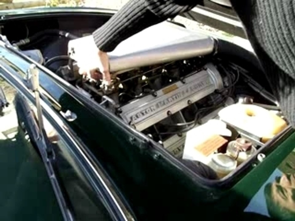 Vantage V8 de 89
